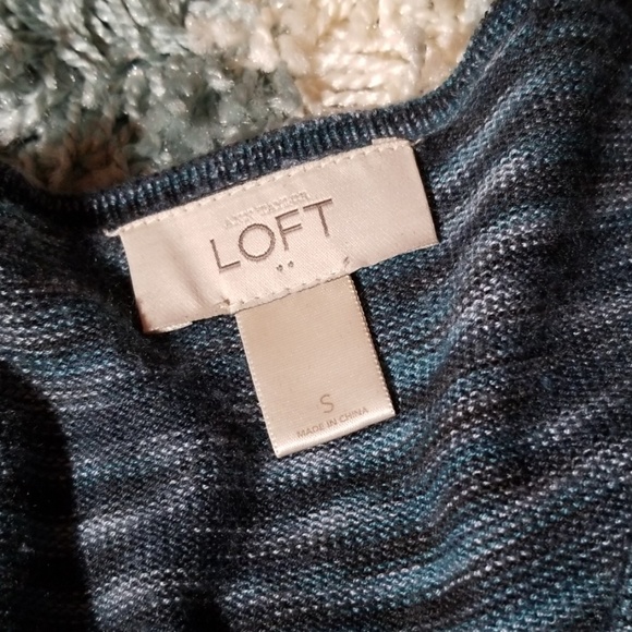 Stunning LOFT Sweater - Picture 2 of 6